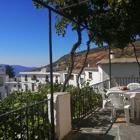 Apartamentos Rurales Las Chimeneas Capileira Kültér fotó