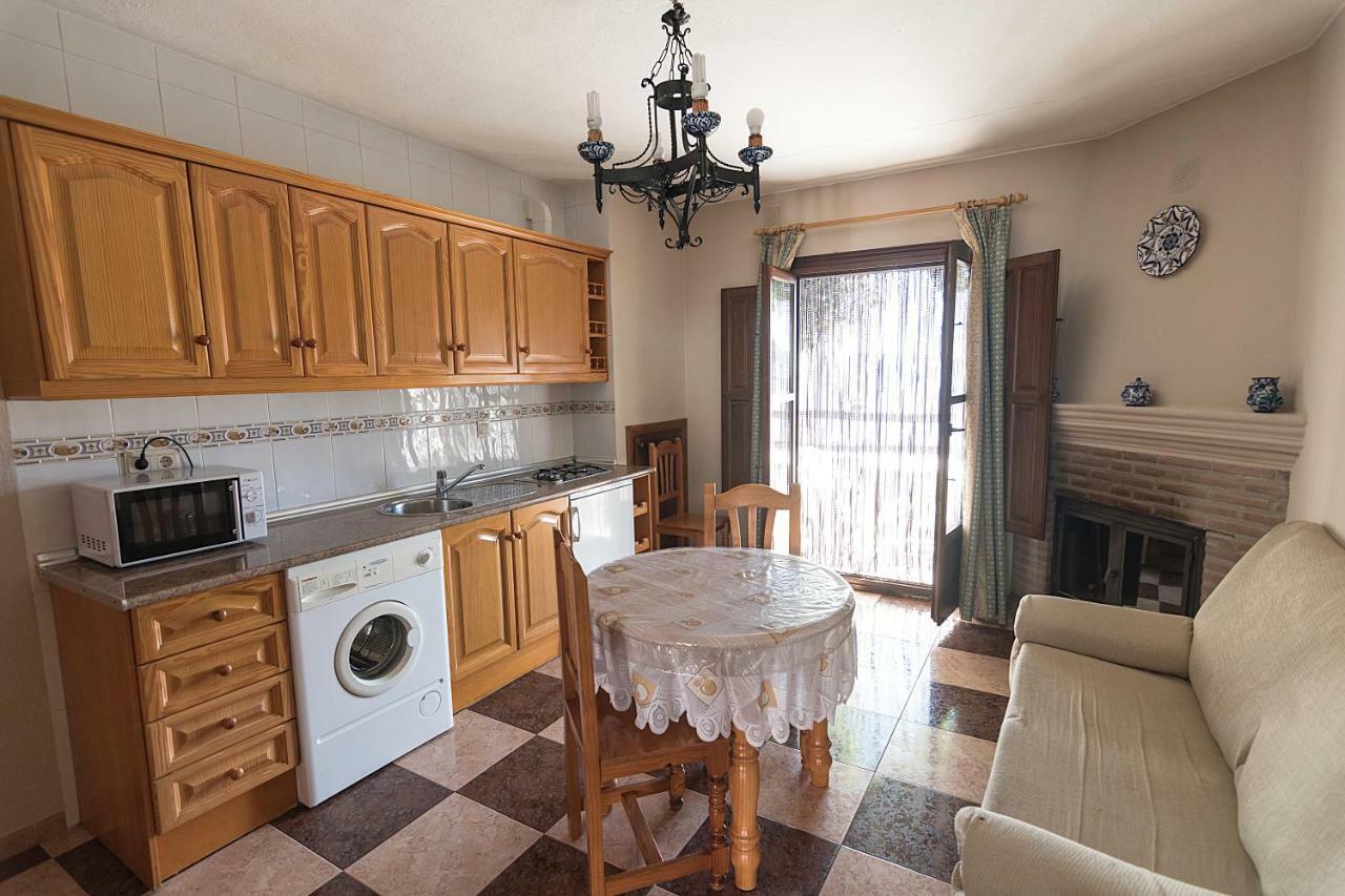 Apartamentos Rurales Las Chimeneas Capileira Kültér fotó