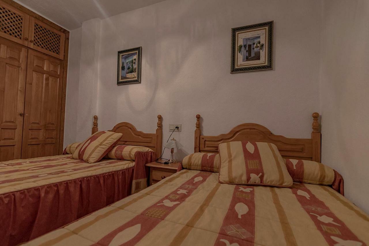 Apartamentos Rurales Las Chimeneas Capileira Kültér fotó